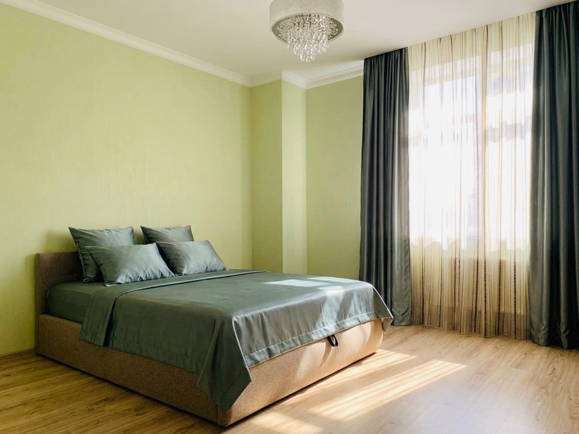 Белгород, Свято-Троицкий б-р, 15
