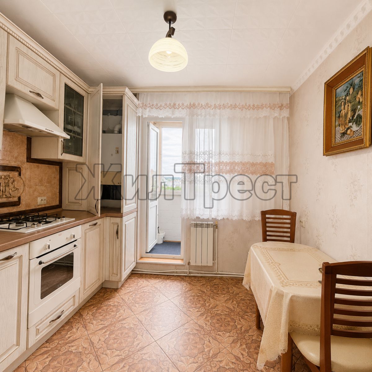 Белгород, Есенина ул, 42