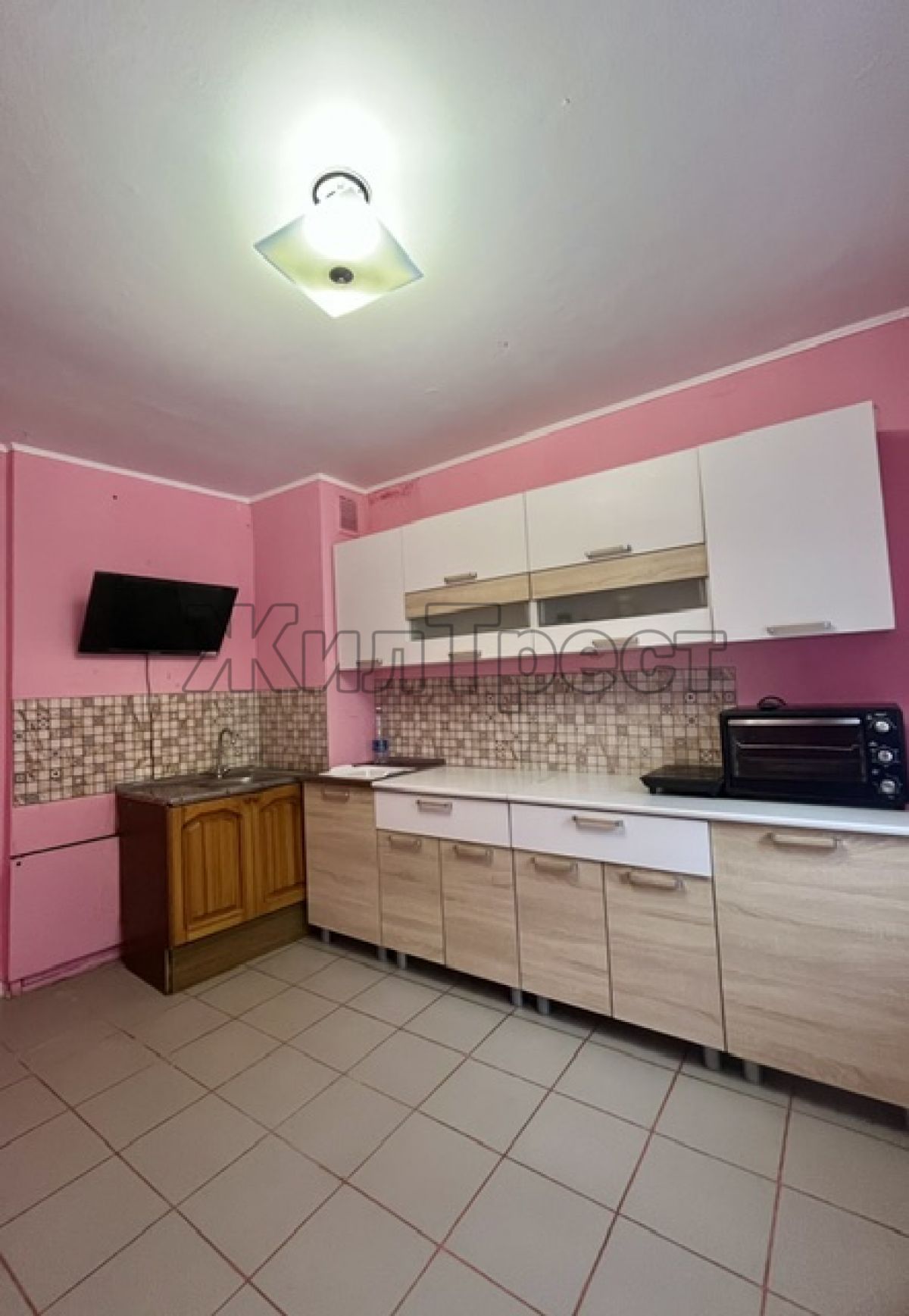 Белгород, Есенина ул, 20